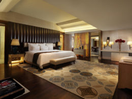 5 Hotel Berbintang Terbaik yang Ada di Yogyakarta Presidential Suite Room